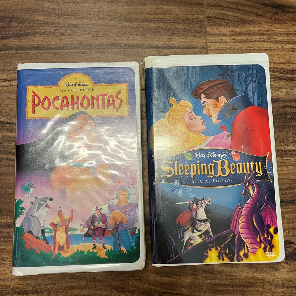 - Lot of Disney’s Masterpiece Pocahontas and Sleeping Beauty Specia…